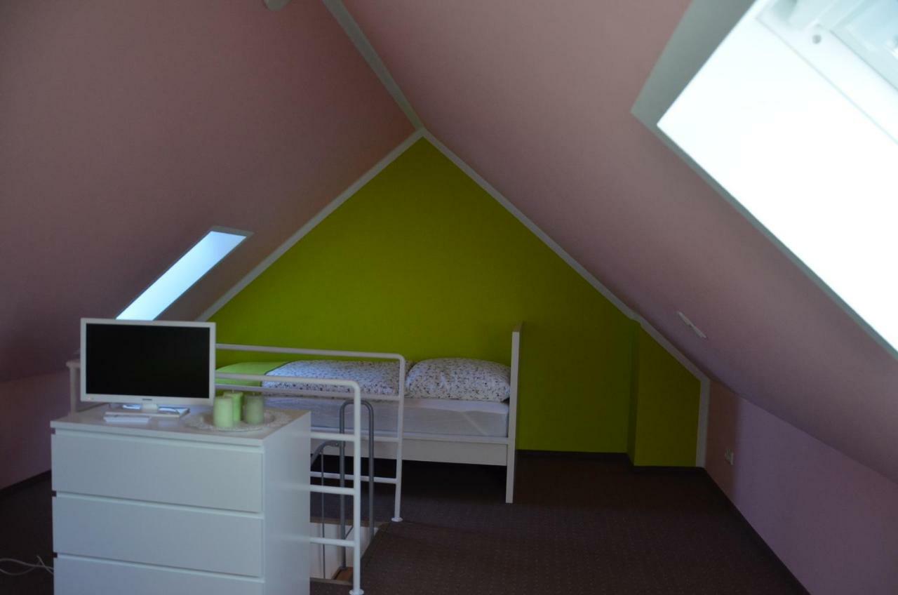 Zenobia Apartment *